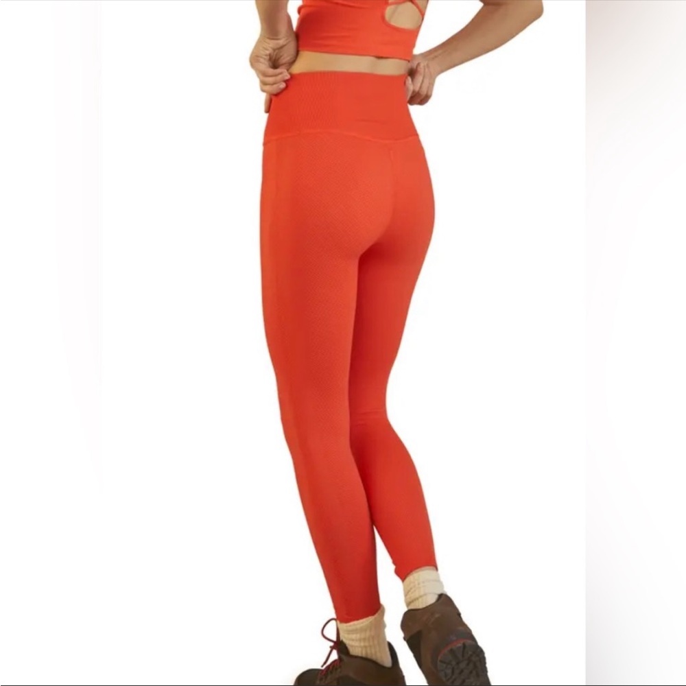 Free People Movement Free Throw Leggings - Picture 2 of 6